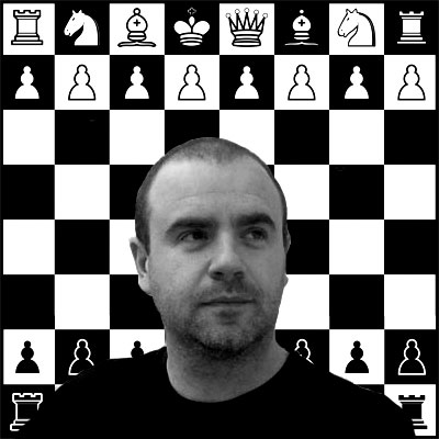 Alessio Valsecchi ha un problema con gli scacchi: li pensa ma non ci sa giocare